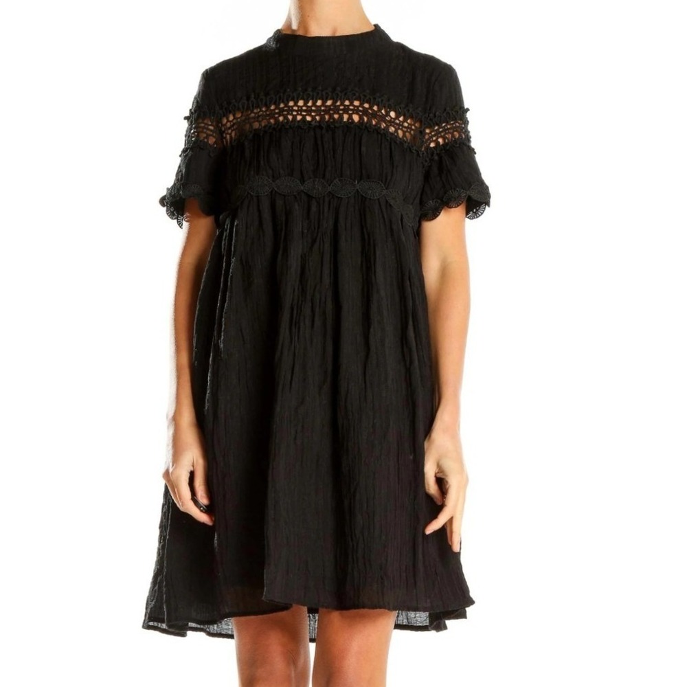 INA Black Crinkle Crochet Lace Babydoll Dress Short Sleeve Mock Neck IDB71694 M